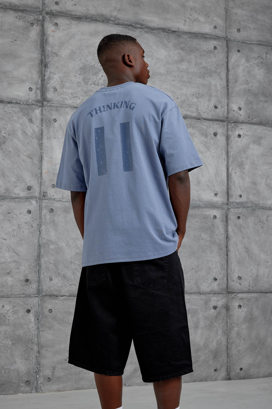 Gri 11 Thinking Baskılı Oversize Tshirt