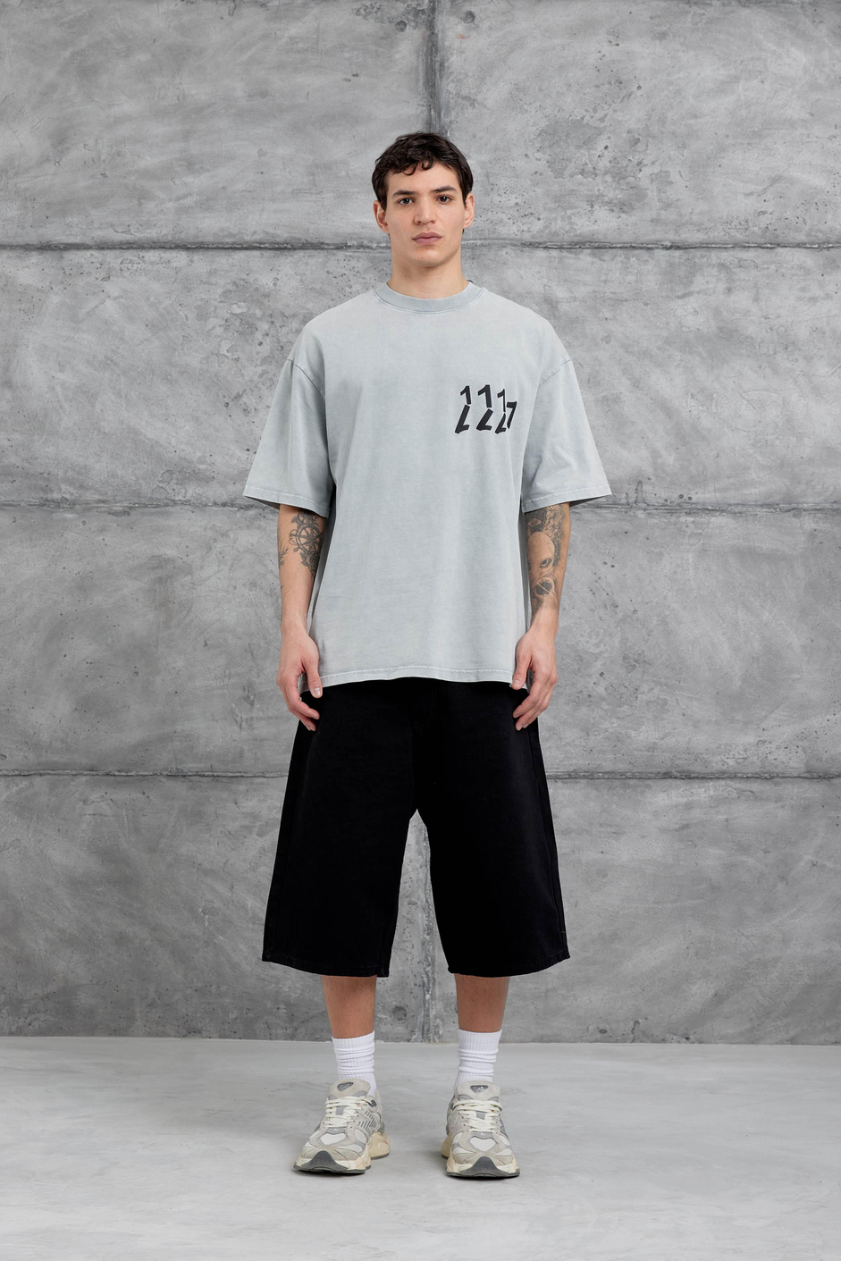 Gri 1111 Yazılı Yıkamalı Oversize Tshirt