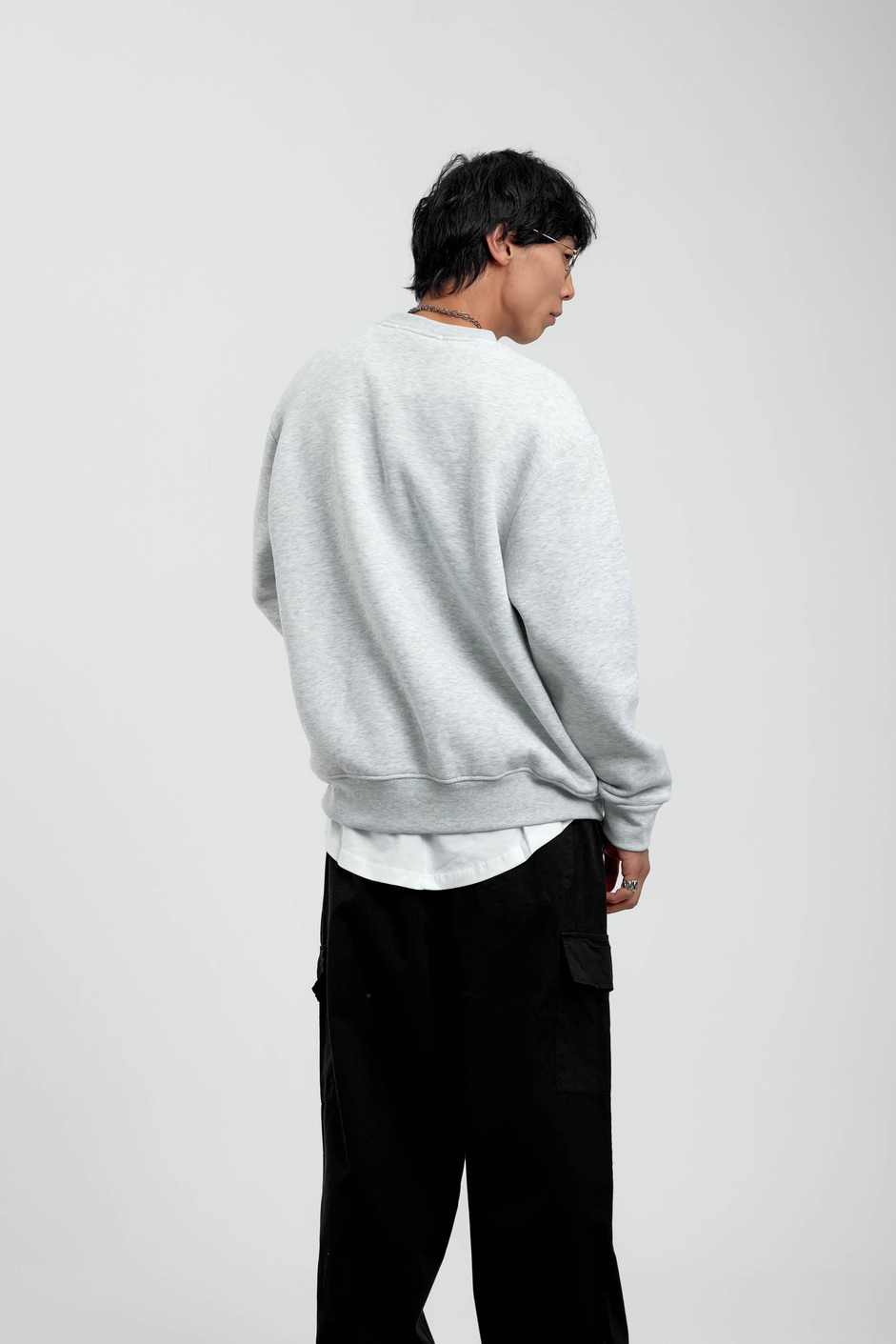 Gri Bisiklet Yaka Basic Şardonlu Sweatshirt
