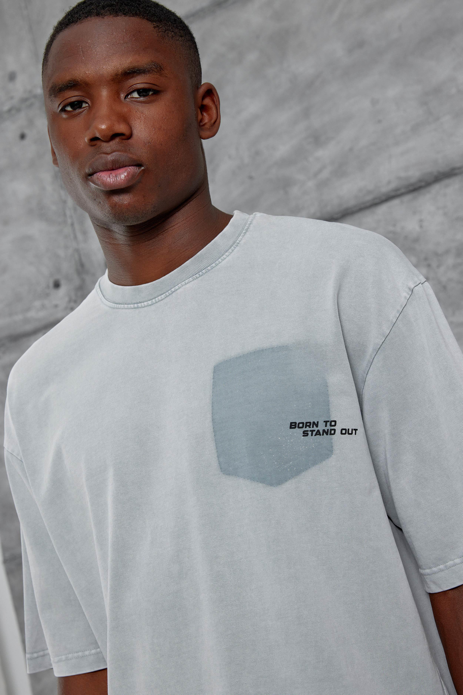 Gri Born To Stand Out Yazılı Yıkamalı Oversize Tshirt
