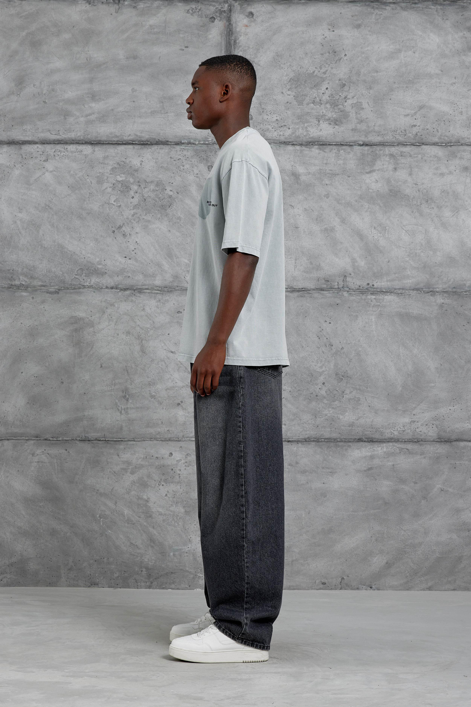 Gri Born To Stand Out Yazılı Yıkamalı Oversize Tshirt