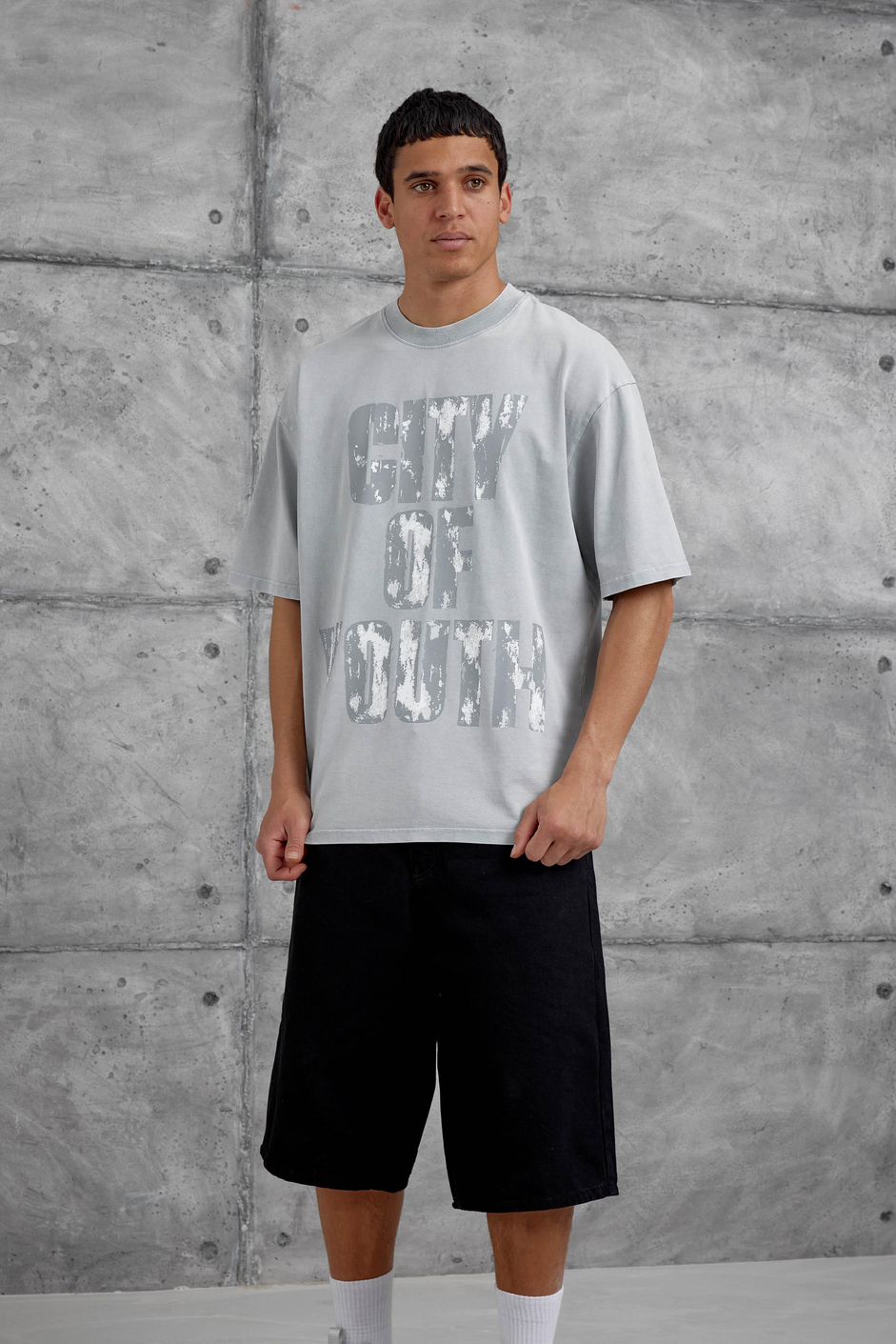 Gri City Of Youth Baskılı OVersize Tshirt