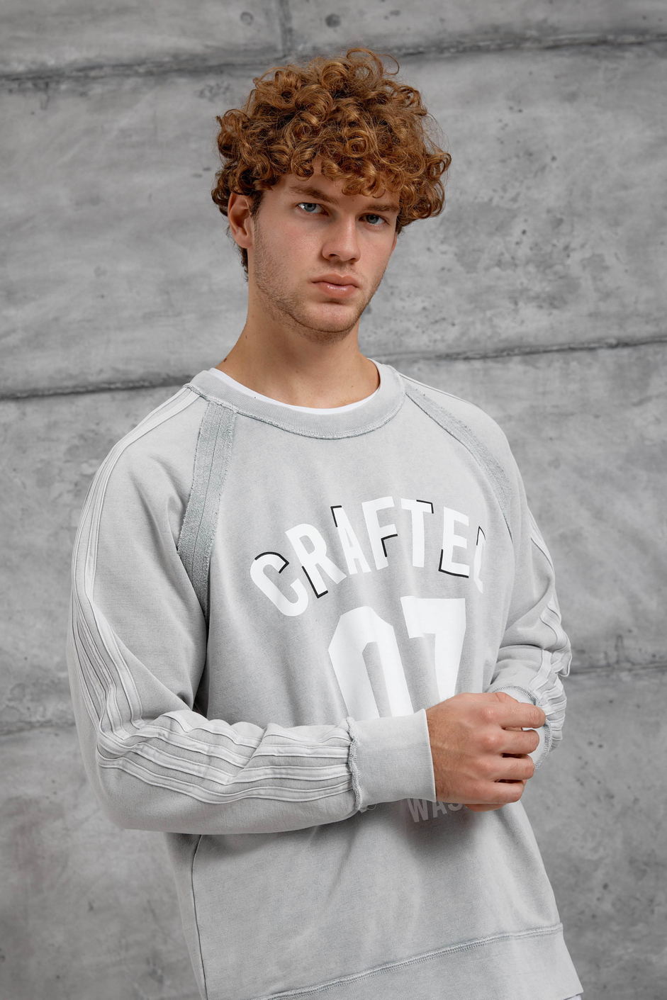 Gri CRAFTED BASKILI YIKAMALI  SWEATSHIRT
