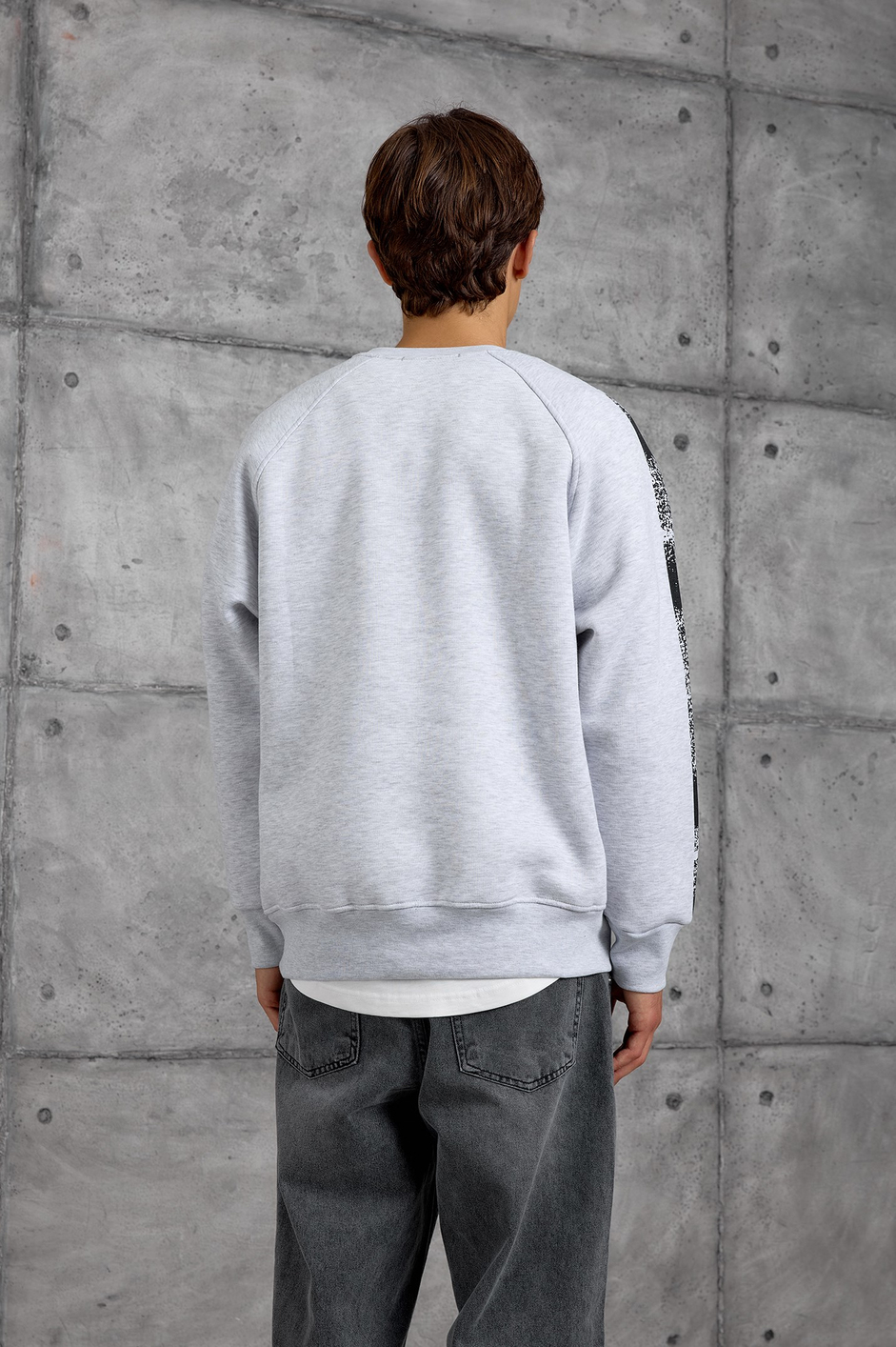 Gri FIRÇA BOYALI SWEATSHIRT