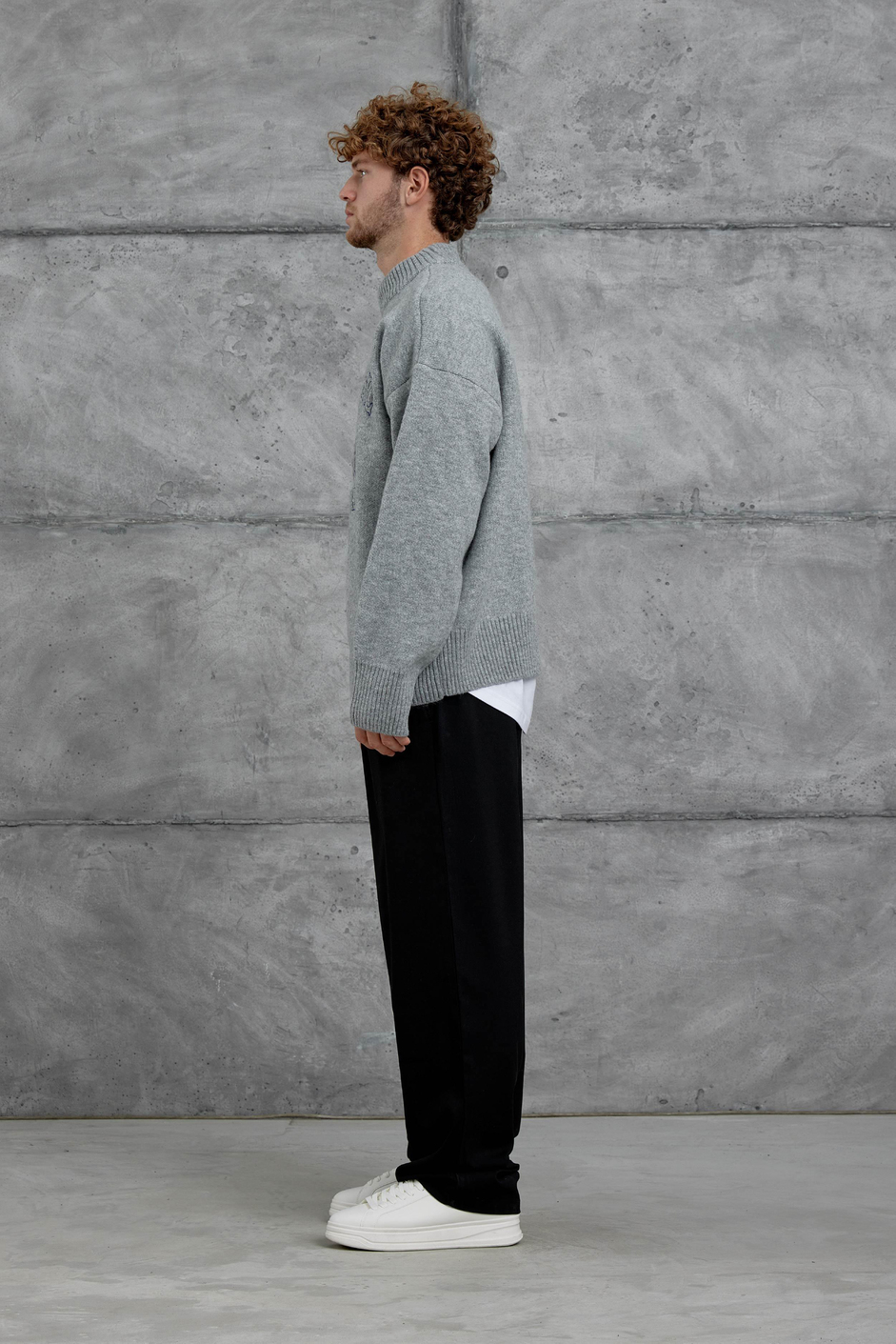 Gri Gst Nakış Desenli Oversize Triko