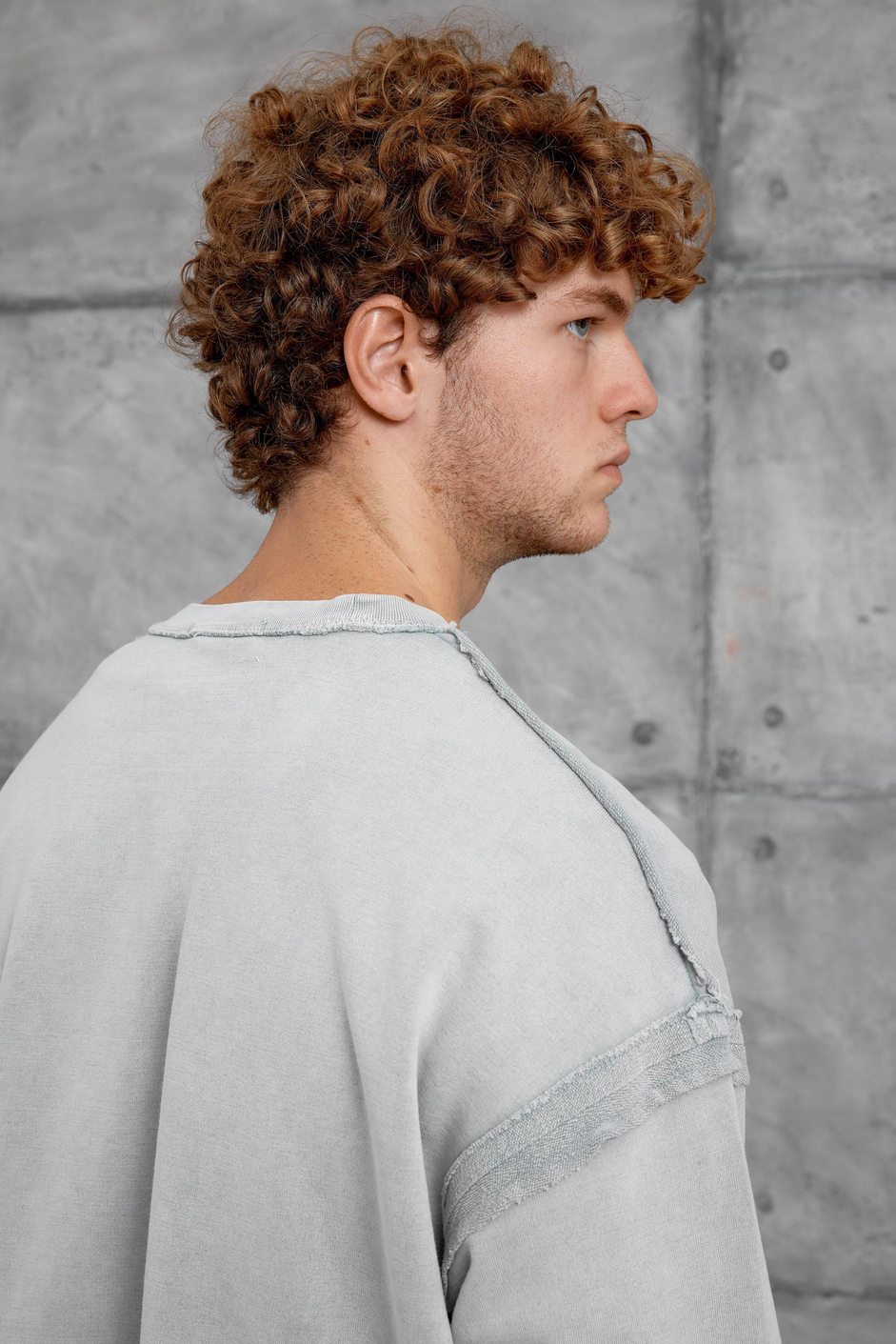 Gri KOLU PARÇA DETAYLI YIKAMALI OVERSİZE SWEATSHİRT