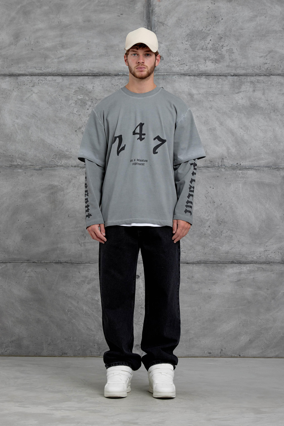 Gri Nmrc 247 Rakam Baskılı Kolu Parçalı Yıkamalı Oversize Sweatshirt