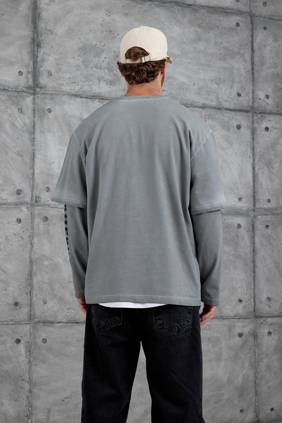 Gri Nmrc 247 Rakam Baskılı Kolu Parçalı Yıkamalı Oversize Sweatshirt