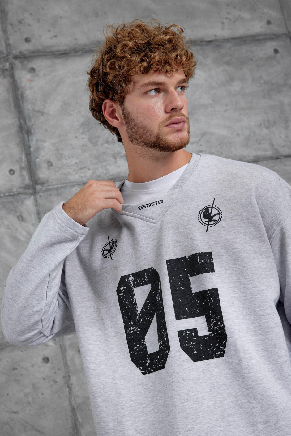 Gri Nmrc Rakam Baskılı Oversize Sweatshirt