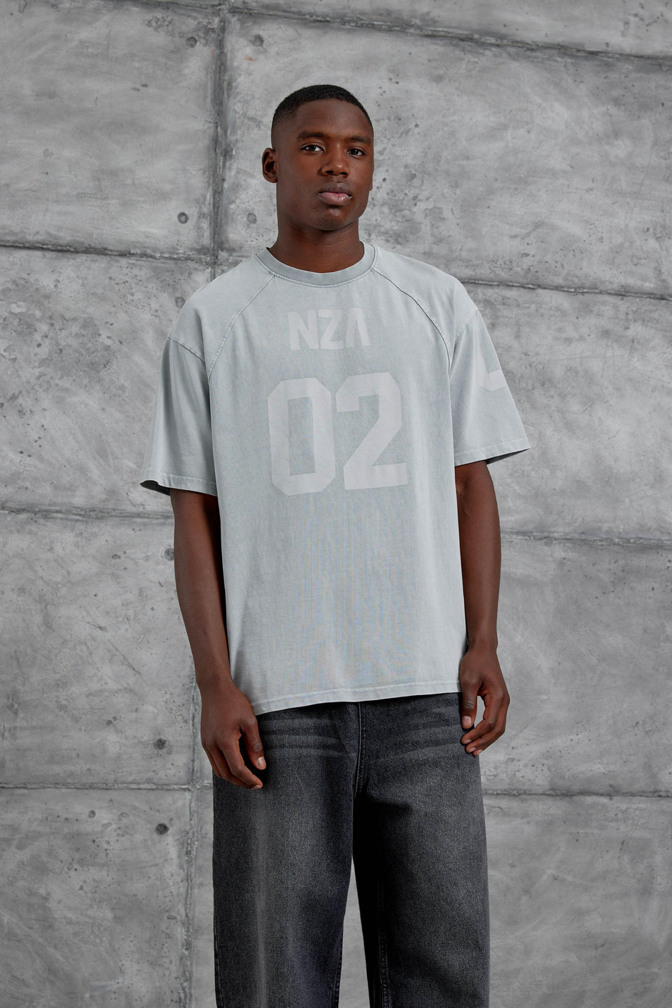 Gri Nza 02 Baskılı Yıkamalı Oversize Tshirt