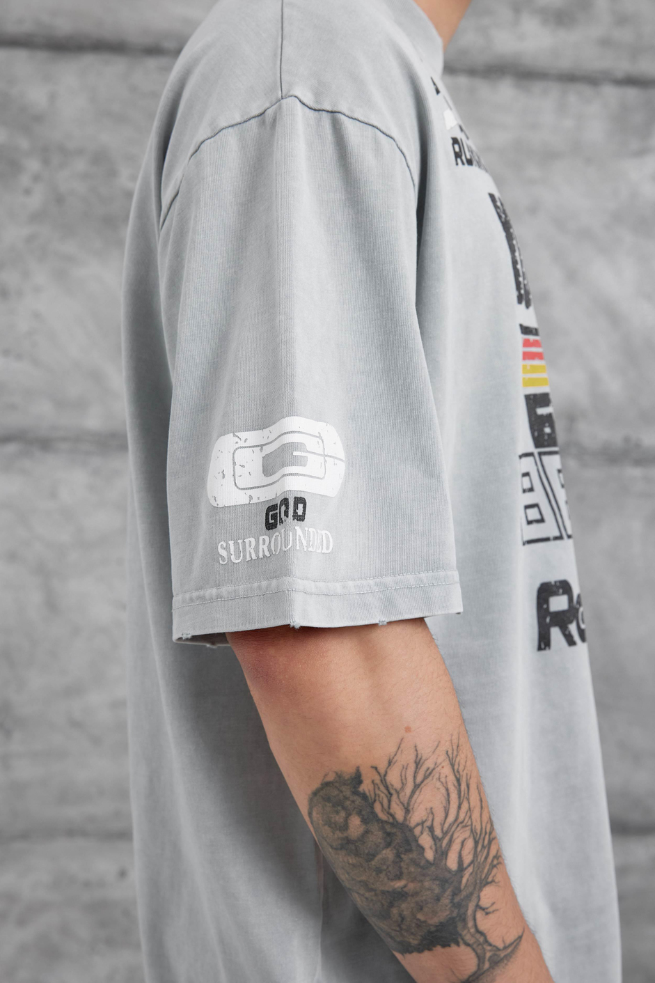 Gri Remember Yazılı Yakımalı Oversize Tshirt