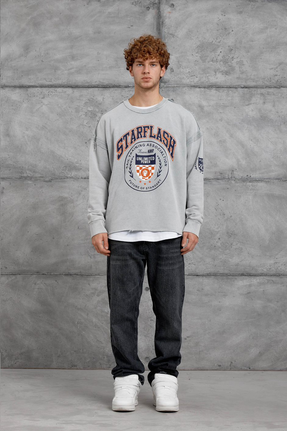 Gri STARFLASH BASKILI DİKİŞ DETAYLI SWEATSHİRT