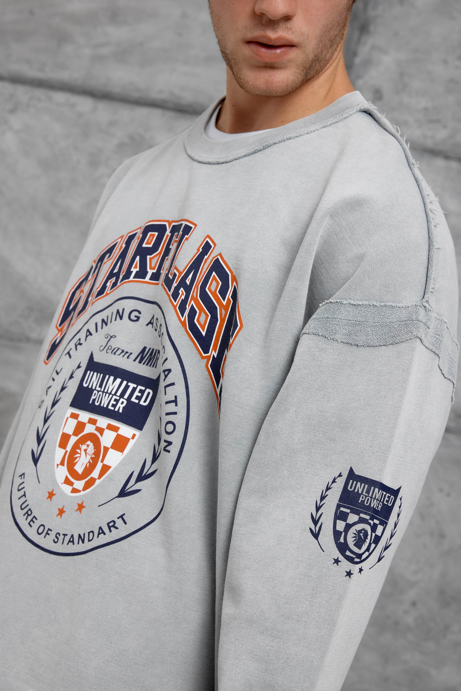 Gri STARFLASH BASKILI DİKİŞ DETAYLI SWEATSHİRT