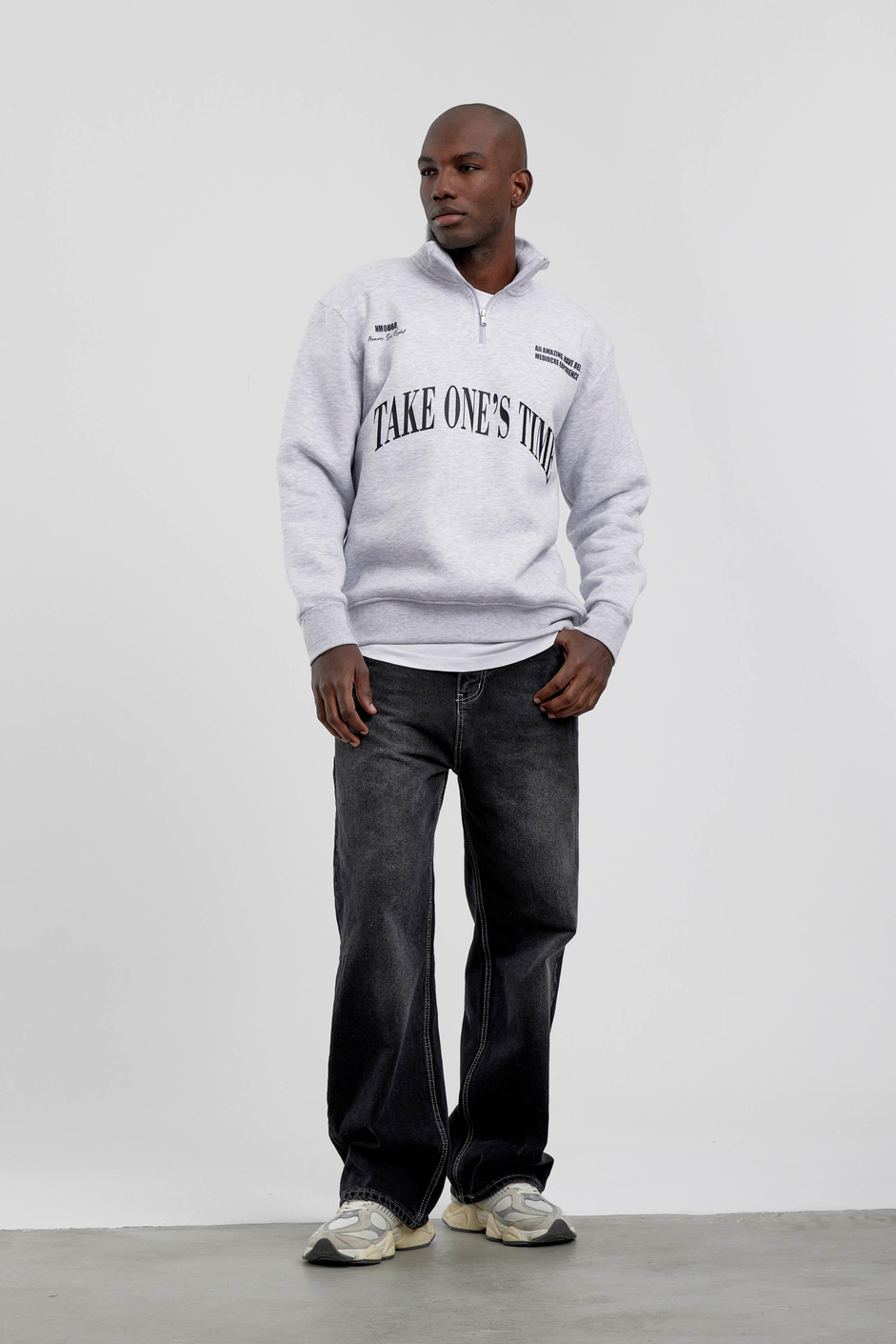 Gri Take One's Time Yazılı Yarım Fermuarlı Sweatshirt