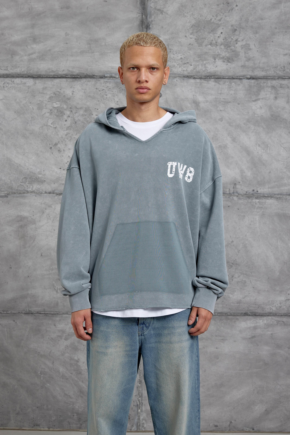 Gri Uv8 Baskılı Yıkamalı Oversize Kapüşonlu Sweatshirt