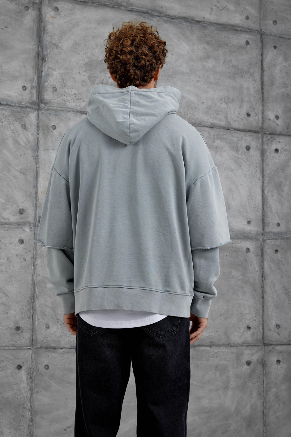 Gri Yazı Detaylı Parça Kollu Yıkamalı Oversize Kapüşonlu Sweatshirt