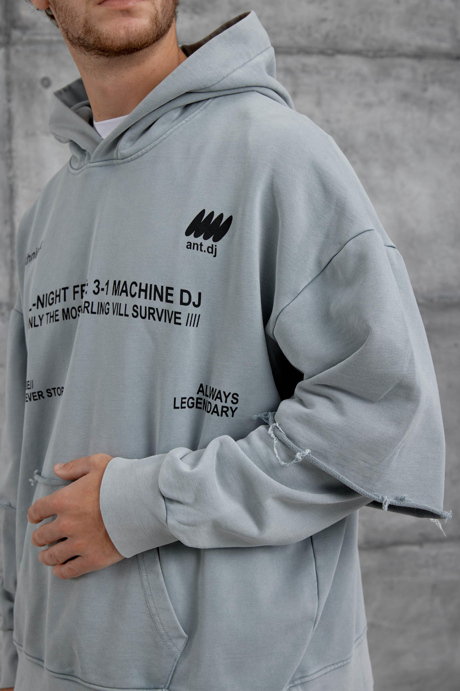 Gri Yazı Detaylı Parça Kollu Yıkamalı Oversize Kapüşonlu Sweatshirt