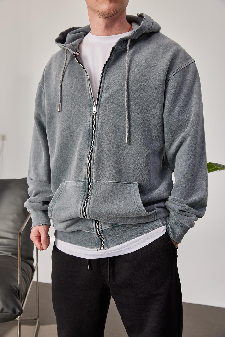 Gri Yıkamalı Fermuarlı Kapüşonlu Sweatshirt