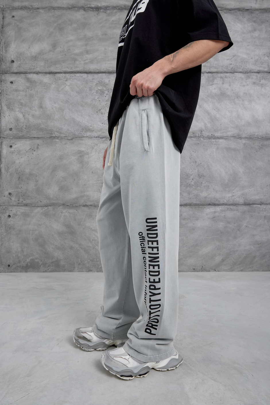 Gri Yıkamalı Undefined Yazılı Baggy Eşofman Altı
