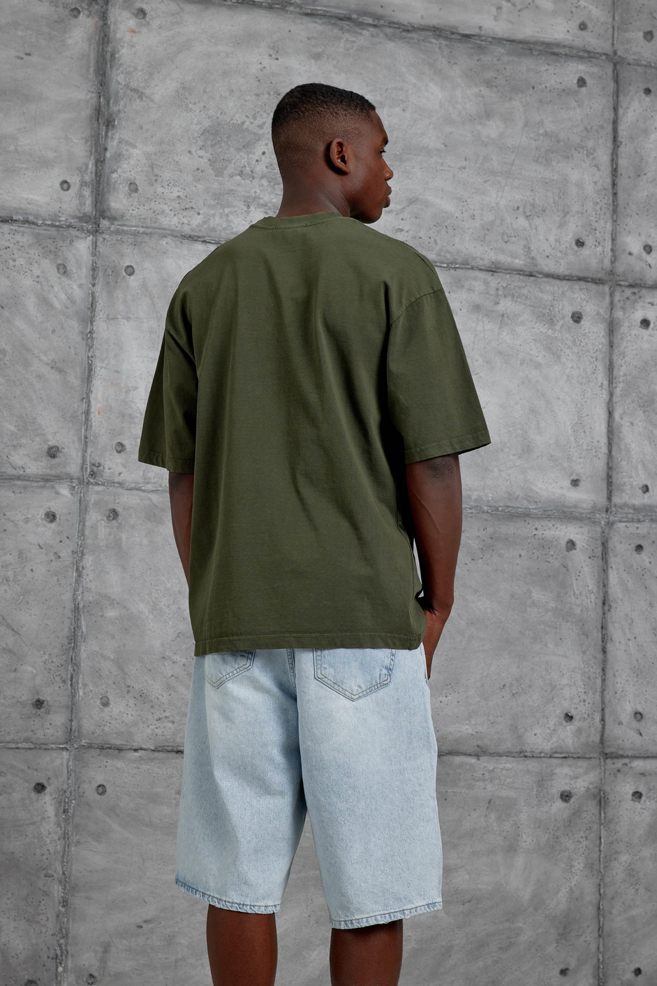 Haki Born To Stand Out Yazılı Yıkamalı Oversize Tshirt