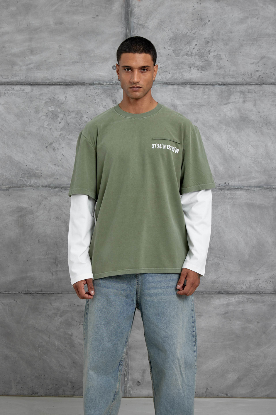 Haki Cep Rakam Detaylı Oversize Kolu Parçalı Tasarım Sweatshirt