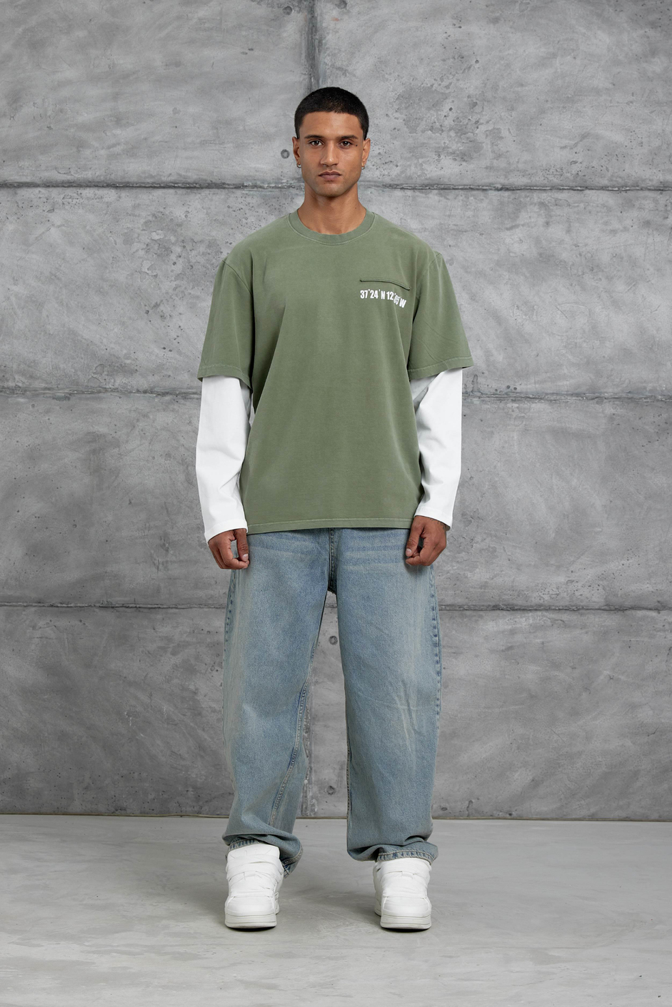 Haki Cep Rakam Detaylı Oversize Kolu Parçalı Tasarım Sweatshirt