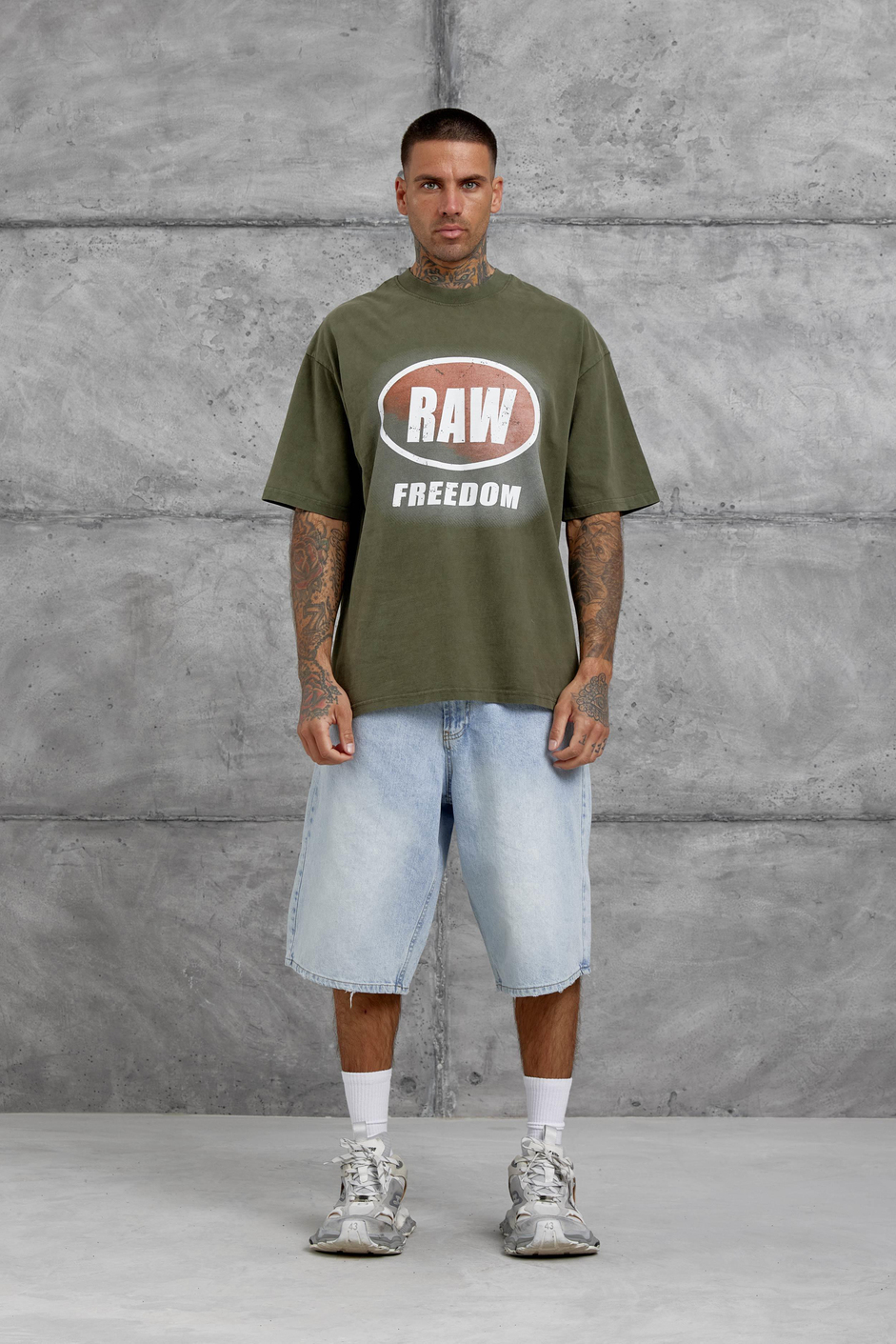 Haki Raw Yazılı Yıkamalı Oversize Tshirt