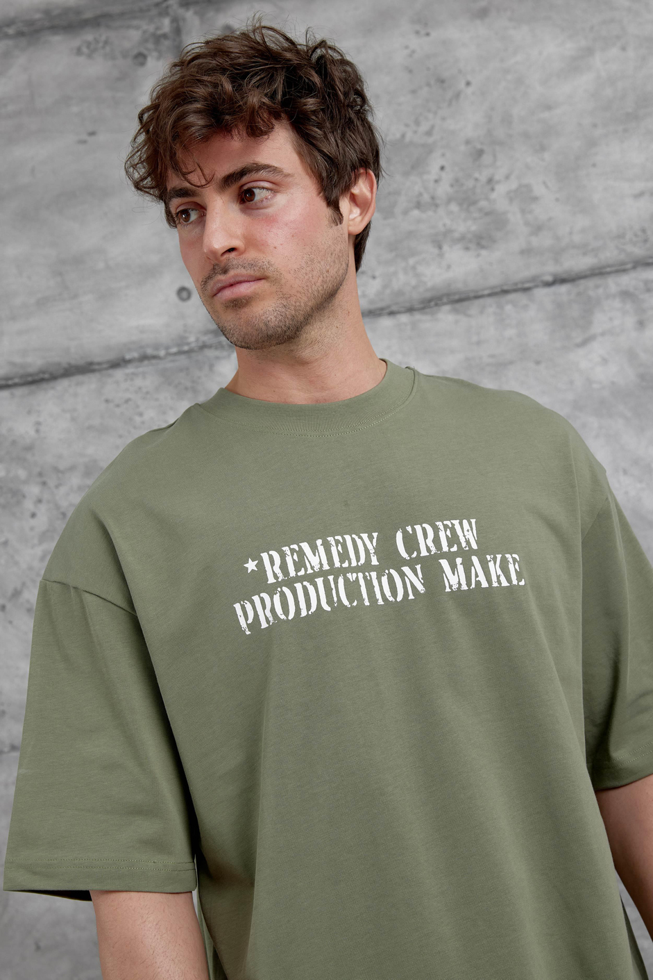 Haki Remendy Crew Yazılı Oversize Tshirt