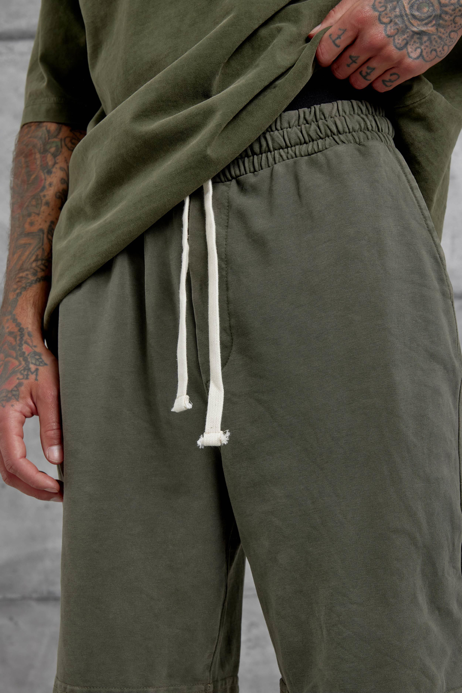 Haki Yıkamalı Oversize Şort