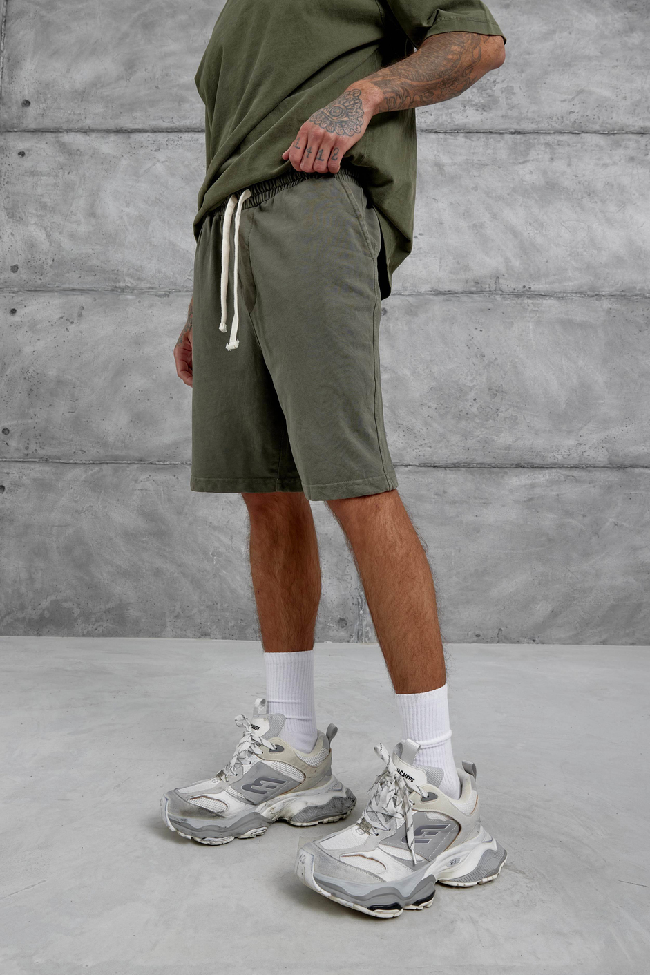 Haki Yıkamalı Oversize Şort