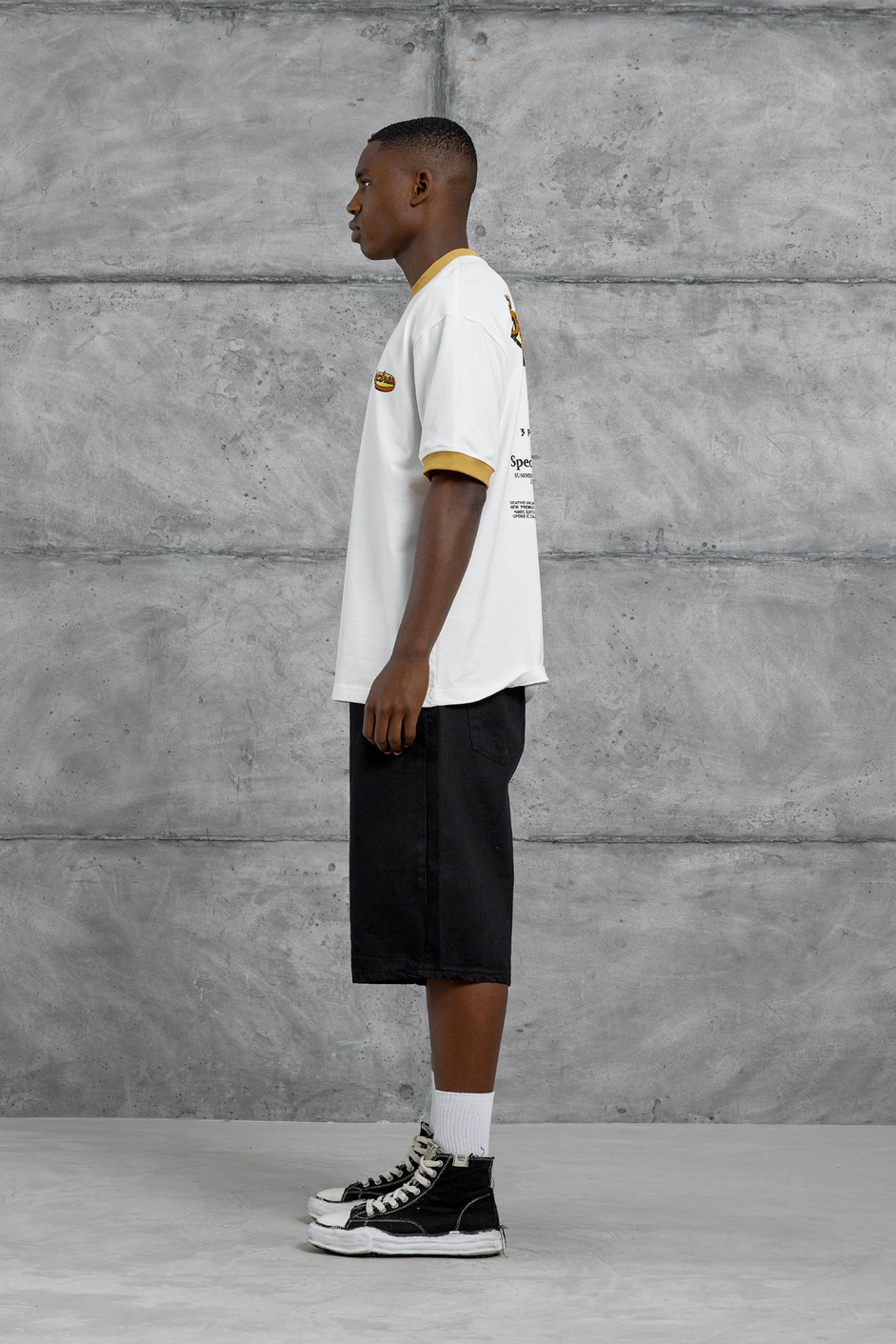 Hardal Yakalı Spectrum Yazılı Oversize Tshirt