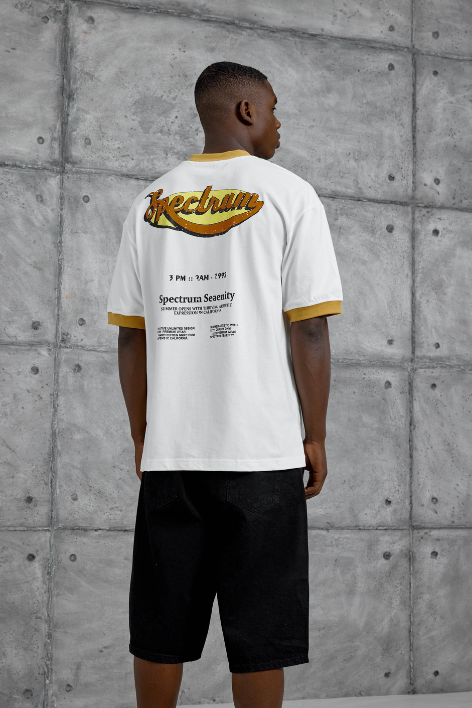 Hardal Yakalı Spectrum Yazılı Oversize Tshirt