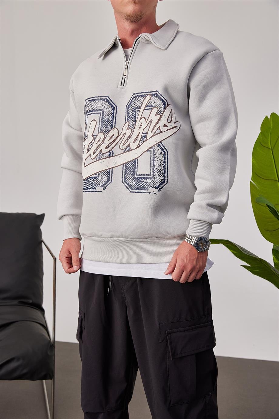 Heerbro Yakası Fermuarlı Gri Sweatshirt