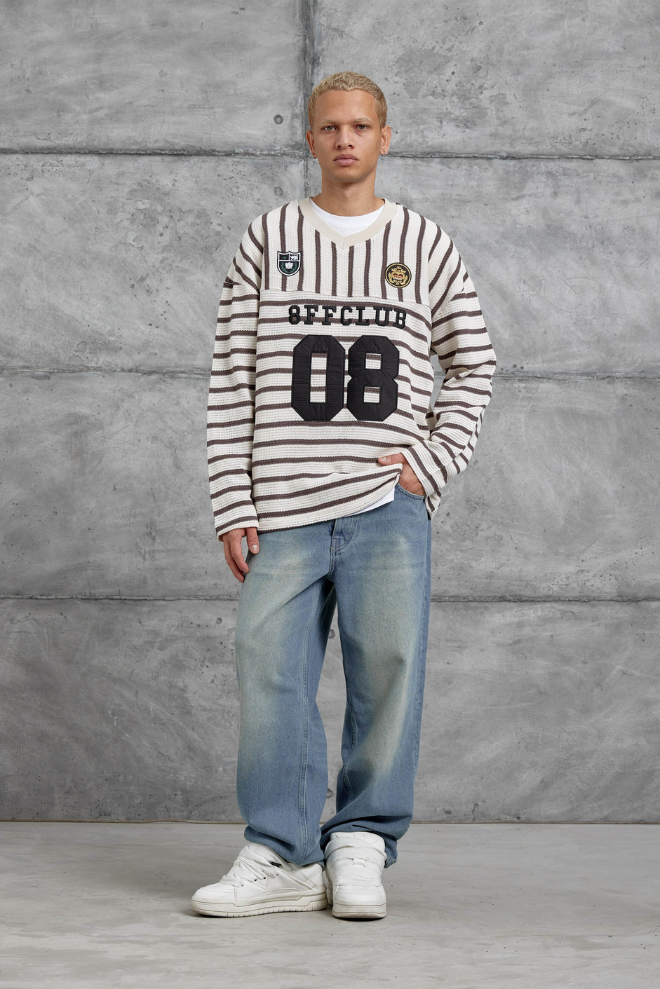 Kahverengi ÇİZGİLİ V YAKA SWEATSHİRT