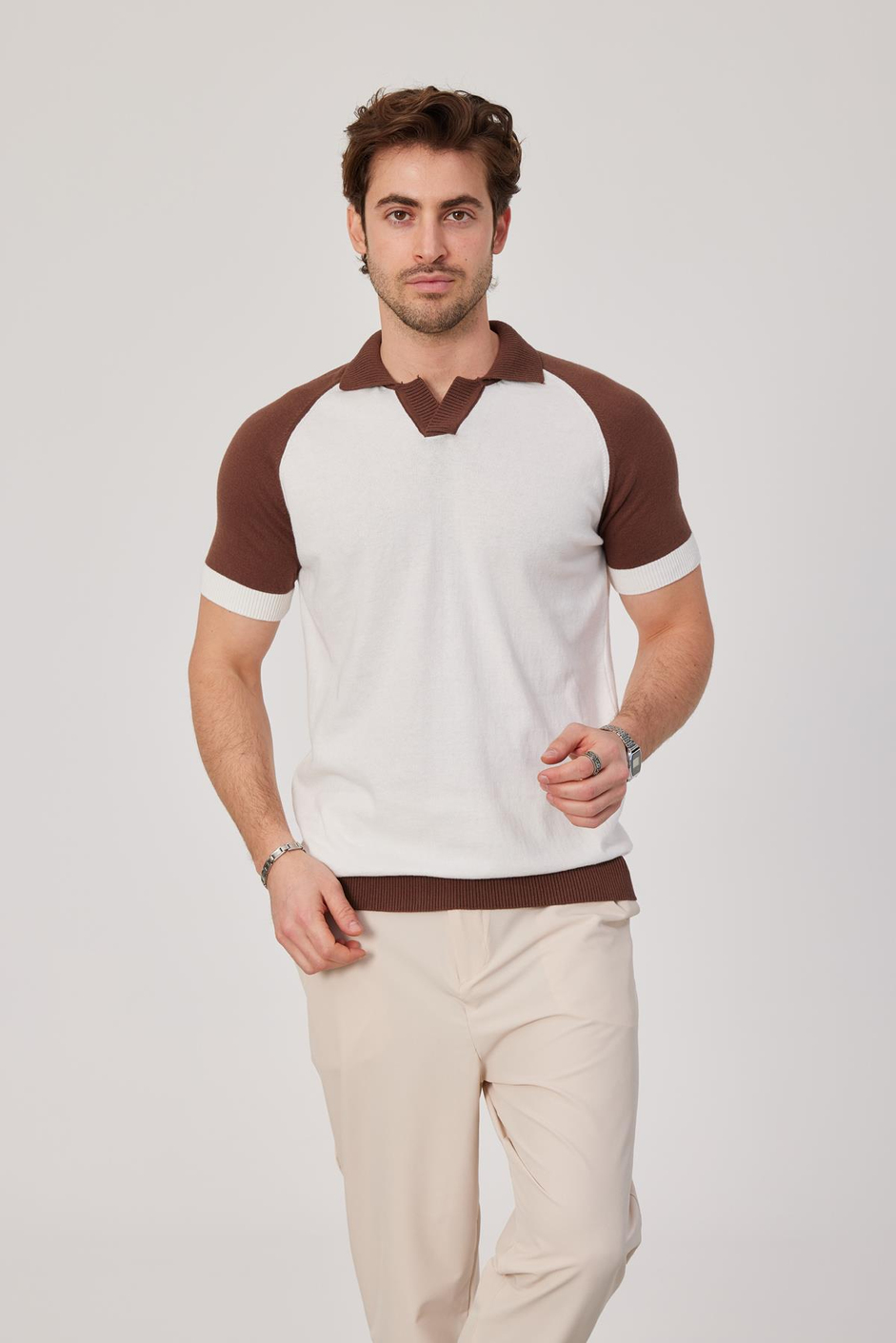Kahverengi Detaylı Beyaz Triko Tshirt