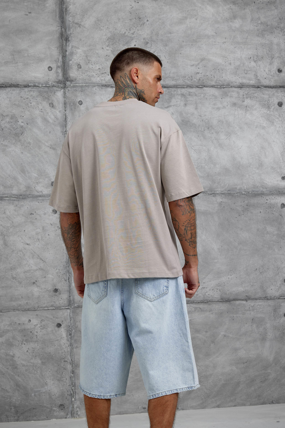 Kahverengi Figür Baskılı Oversize Tshirt