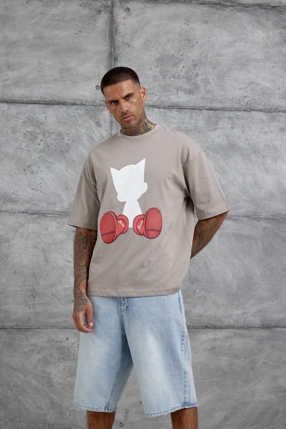 Kahverengi Figür Baskılı Oversize Tshirt