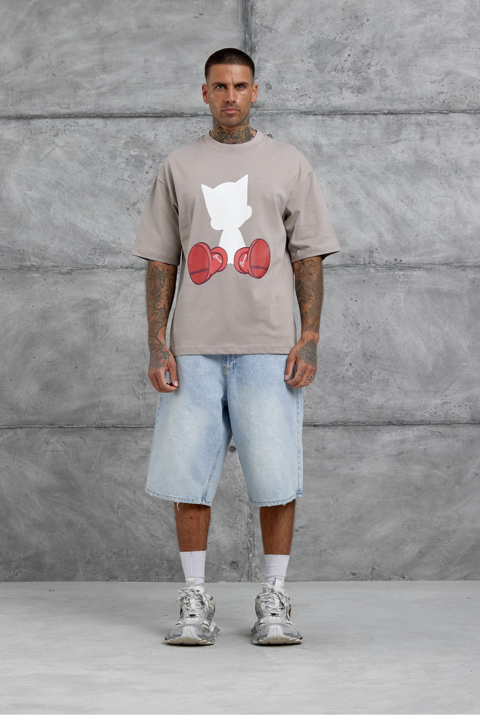 Kahverengi Figür Baskılı Oversize Tshirt