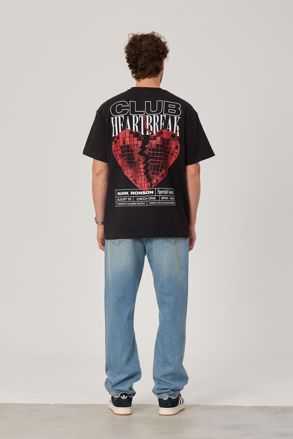 Kalp Baskılı Siyah Tshirt