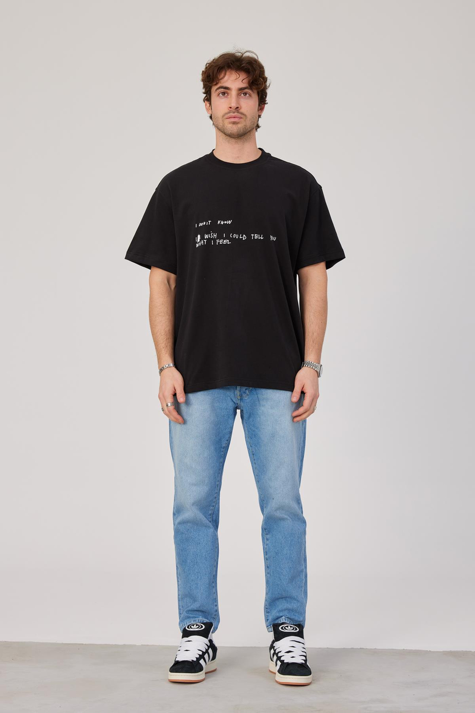 Karışık Yazılı Siyah Tshirt