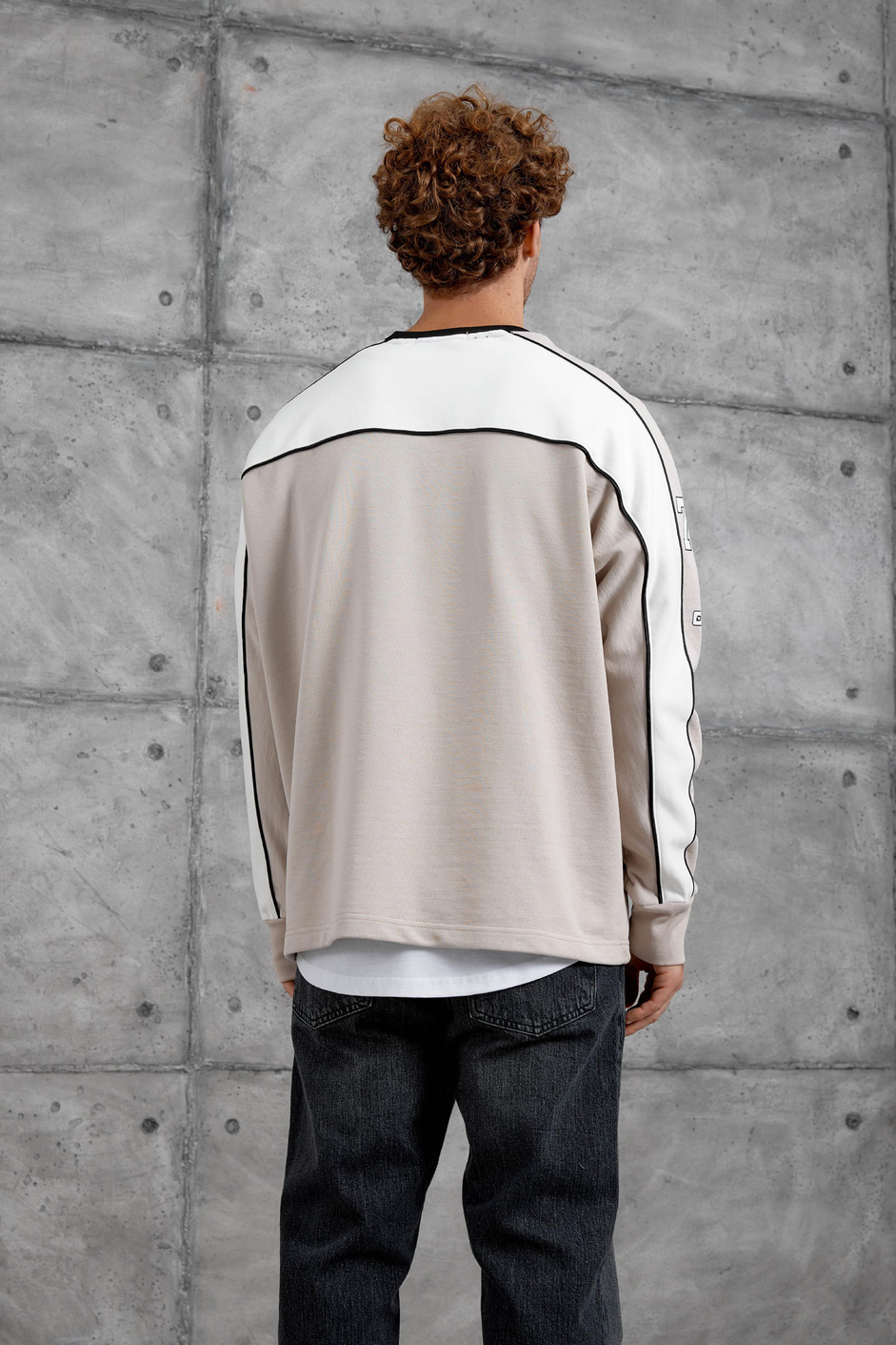 Krem 77 NUMARA OVERSİZE SWEATSHİRT