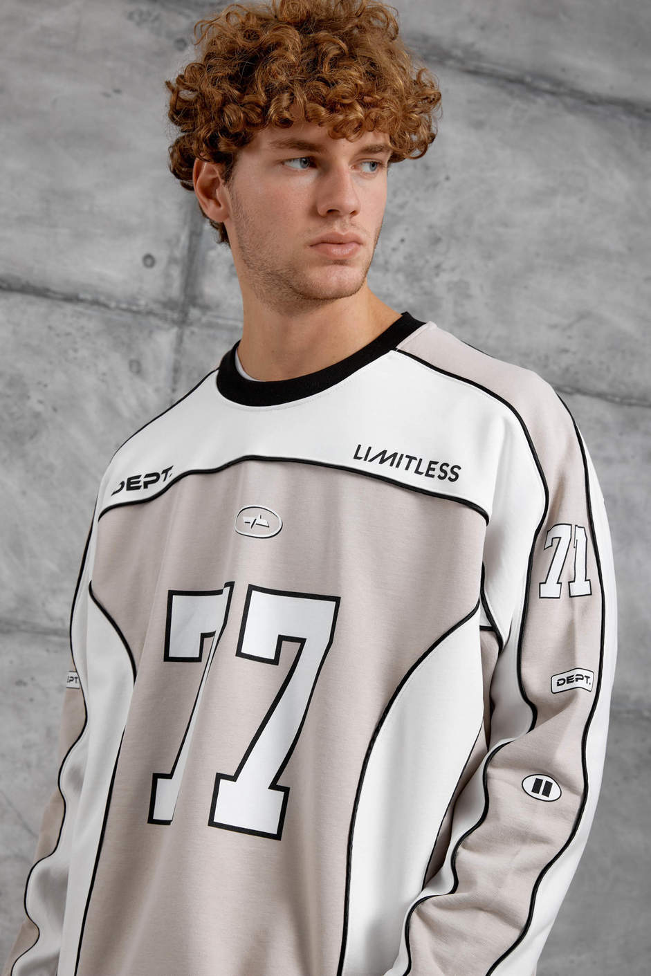 Krem 77 NUMARA OVERSİZE SWEATSHİRT