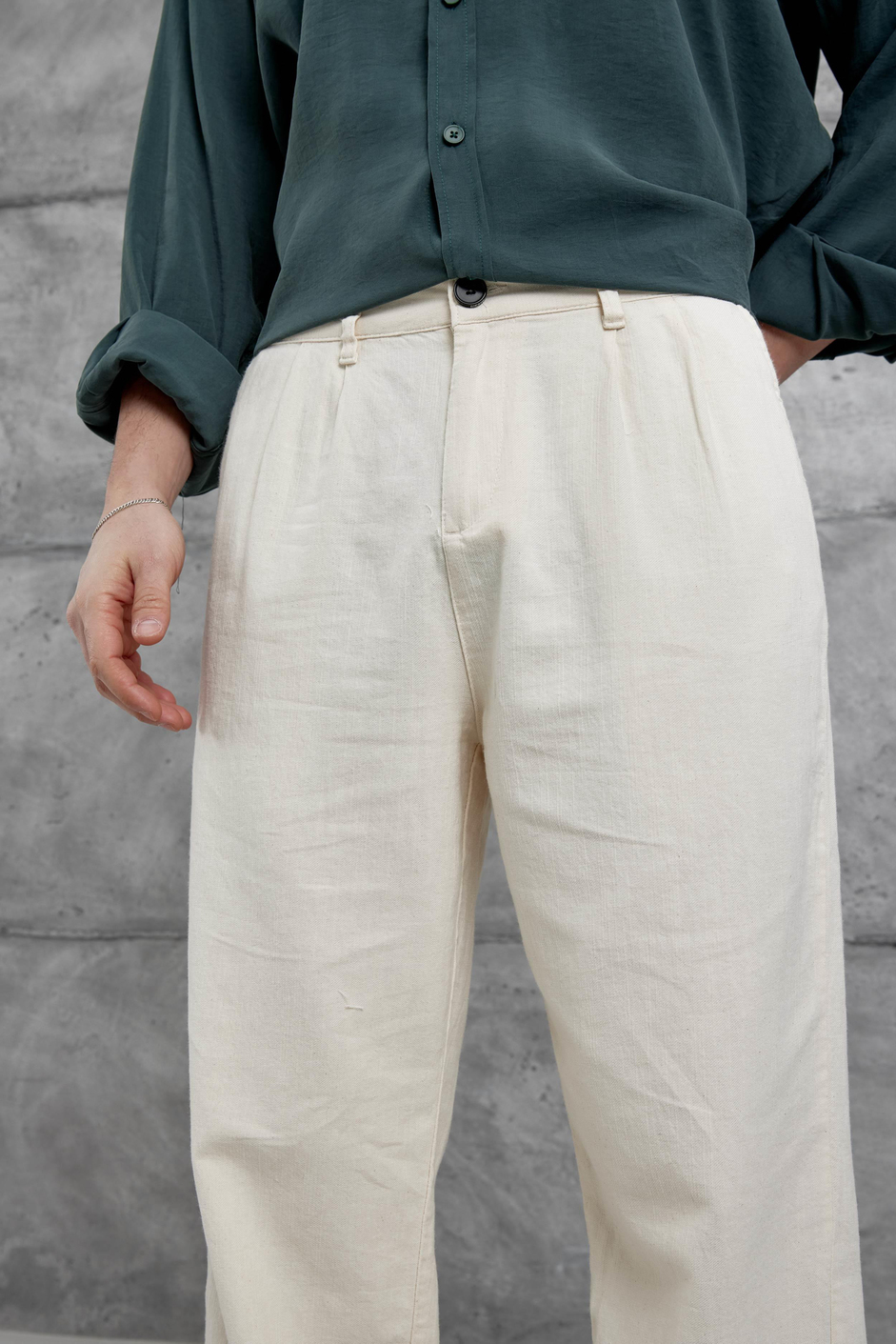 Krem Baggy Kalıp Gabardin Pantolon