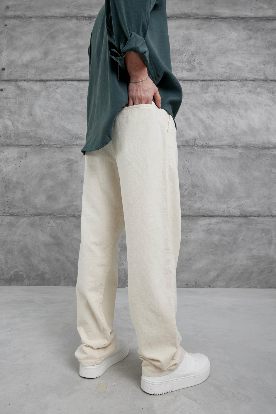 Krem Baggy Kalıp Gabardin Pantolon