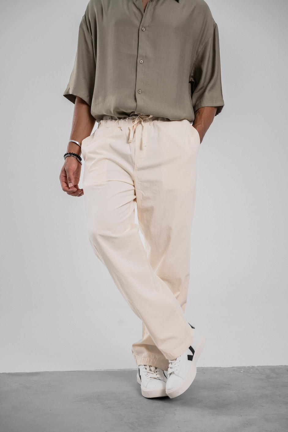 Krem Bol Kesim Gabardin Pantolon