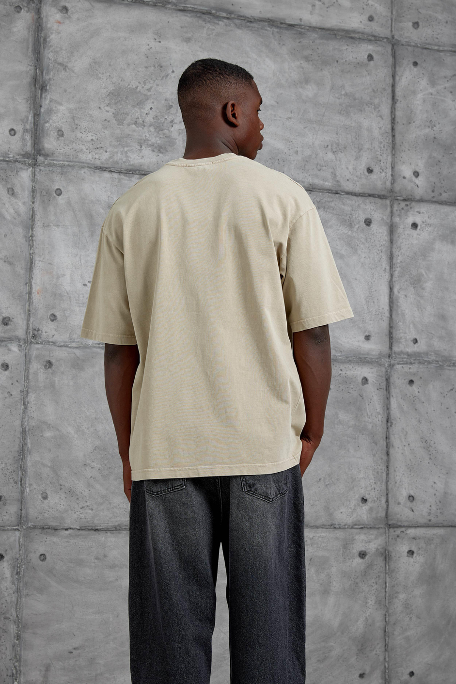 Krem Born To Stand Out Yazılı Yıkamalı Oversize Tshirt