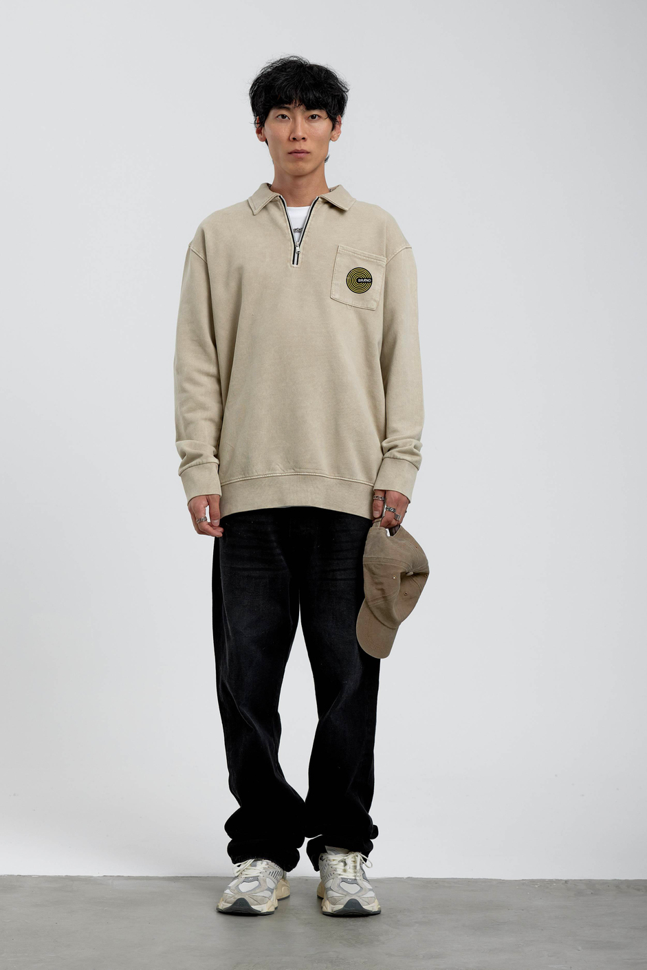 Krem Cebi Brand Yazılı Yakası Fermuarlı Sweatshirt
