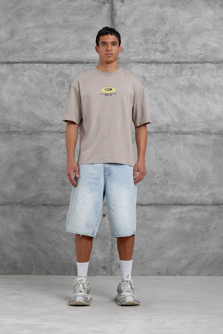 Krem Dont Regret The Road Oversize Tshirt