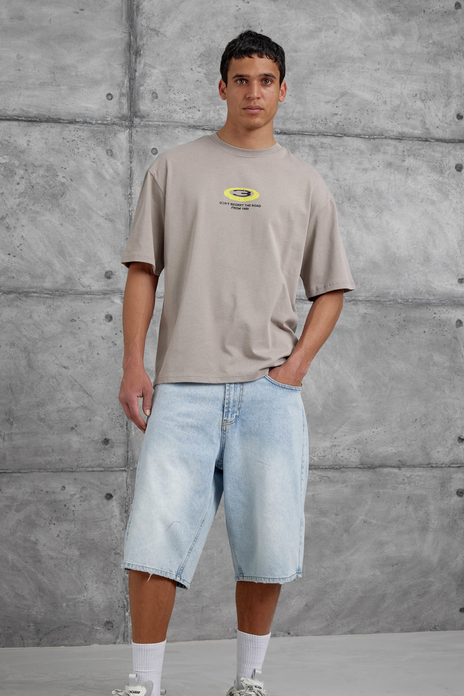 Krem Dont Regret The Road Oversize Tshirt