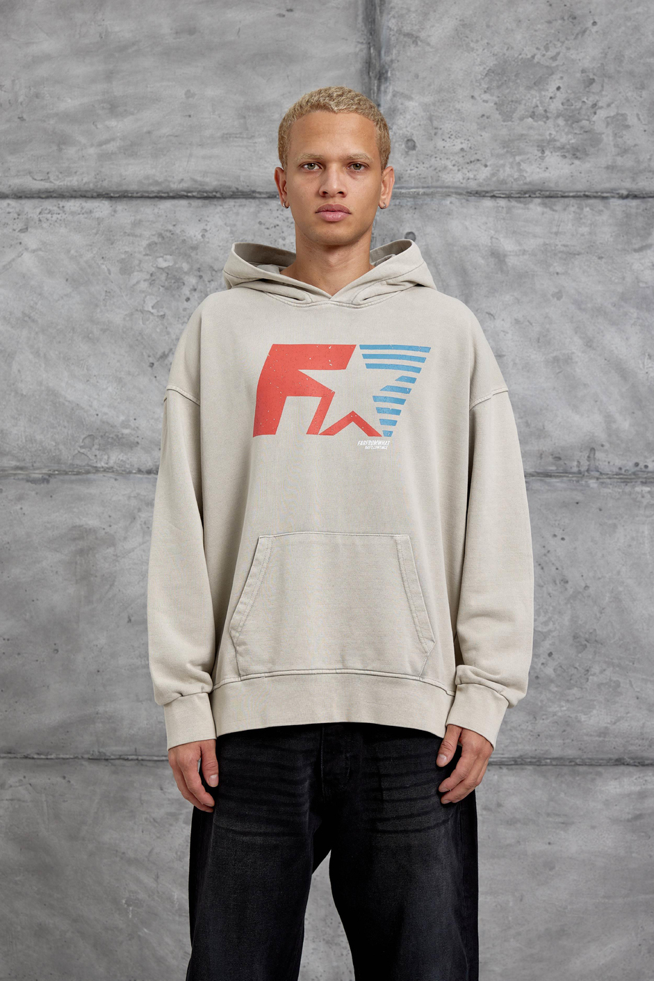 Krem F1 BASKILI KAPÜŞONLU OVERSİZE SWEATSHİRT